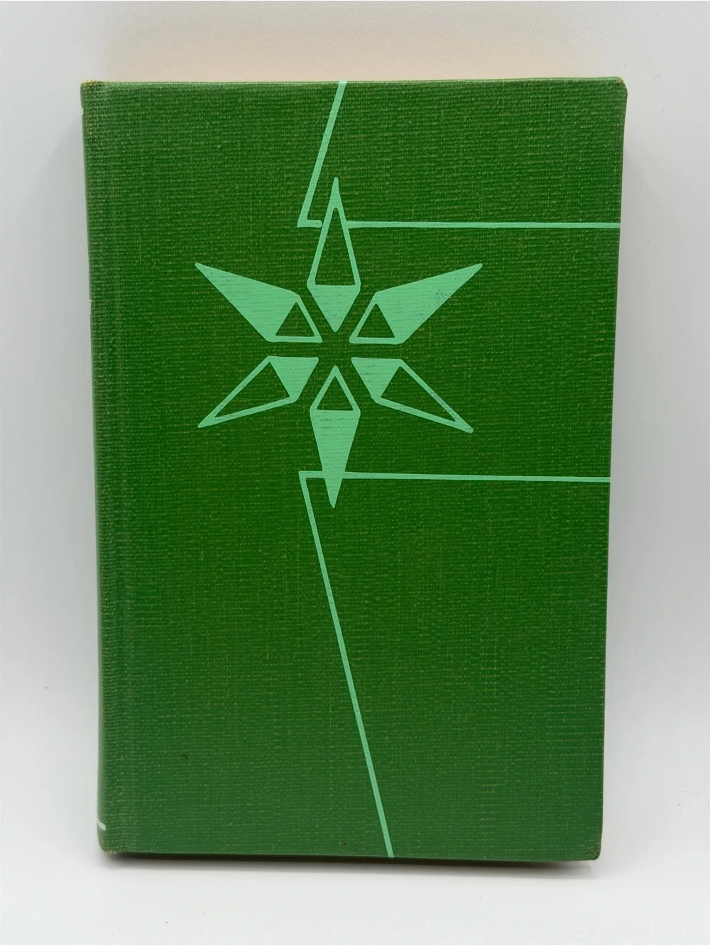 Queens Die Proudly by W. L. White (Hardcover Book, 1943) Former Library Book